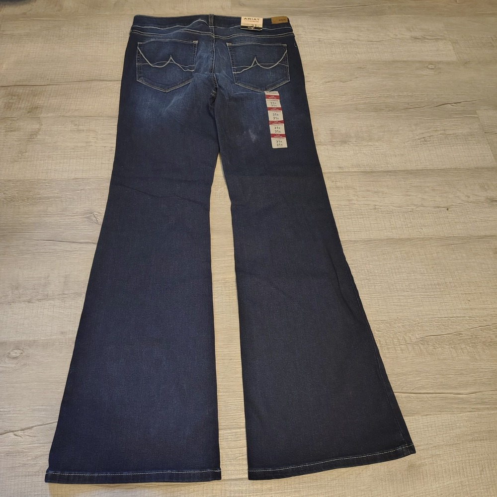 Ariat UltraStretch Flare Jeans Perfect Rise Dark Wash Denim 31R NWT - Picture 2 of 7